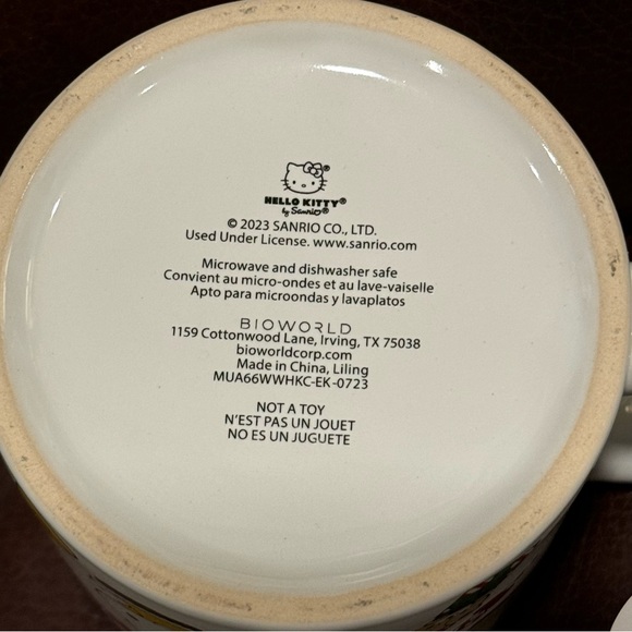 Happy Holidays Hello Kitty 16oz White Christmas Mug - Picture 9 of 9